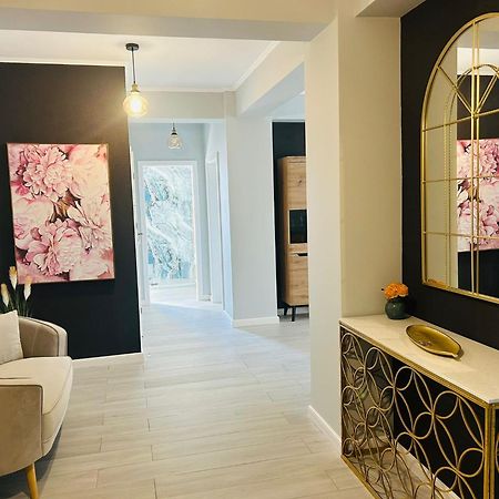 Sibiu Ezonia Central Apartment Экстерьер фото