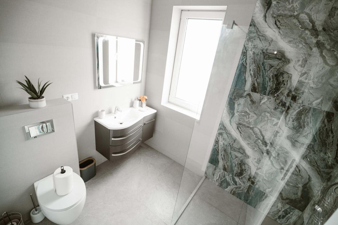 Sibiu Ezonia Central Apartment Экстерьер фото