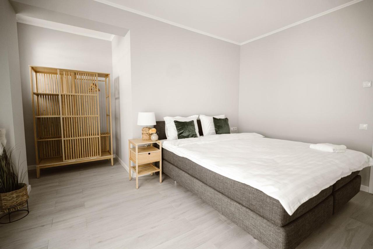 Sibiu Ezonia Central Apartment Экстерьер фото